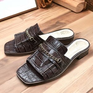 Vince Camuto Brown Leather Jenivey Mule Block Heeled Sandal in original box Sz 8